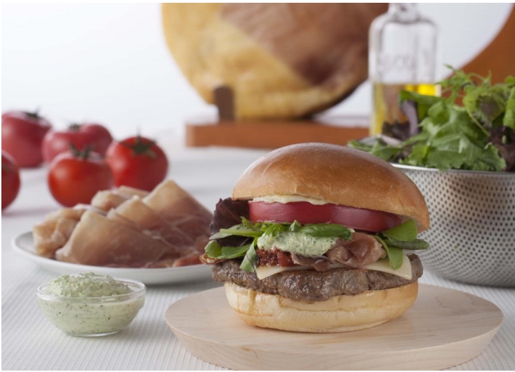 wendys-japan-prosciutto-mozzarella-italiano-burger.jpg